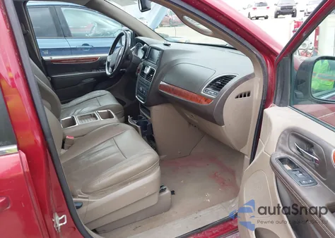 2014 Chrysler Town & Country Touring from USA, damaged, VIN 2C4RC1BG3ER293551